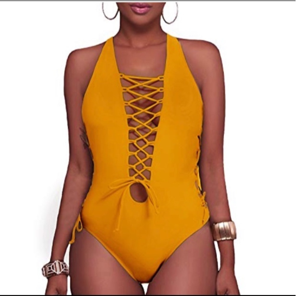 Holipick woman’s yellow sexy one piece swimsuit Lace up Monokini